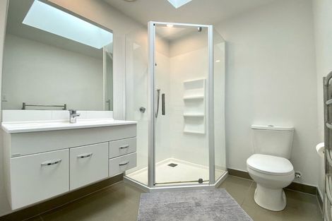 Photo of property in 12 Honour Road, Papakura, 2110