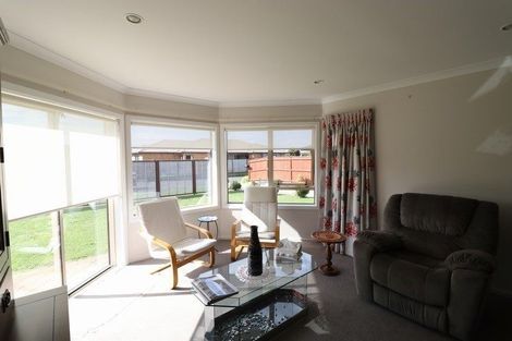 Photo of property in 3 Gilligan Close, College Estate, Whanganui, 4500