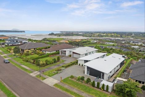 Photo of property in 16 Holyoake Terrace, Omokoroa, 3114