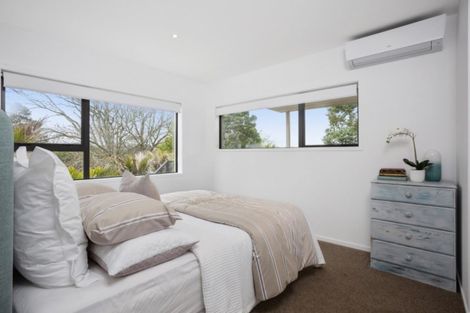 Photo of property in 1/27 Waitemata Road, Hauraki, Auckland, 0622