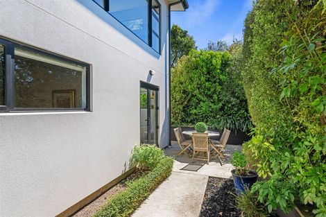 Photo of property in 1/17b Cracroft Terrace, Cashmere, Christchurch, 8022