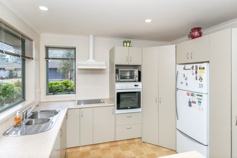 Photo of property in 7 Nobleman Place, Hamilton East, Hamilton, 3216