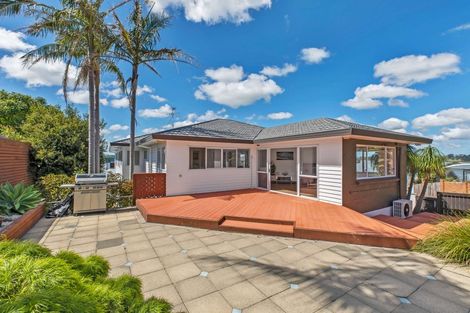 Photo of property in 8 Aztec Place, Conifer Grove, Takanini, 2112