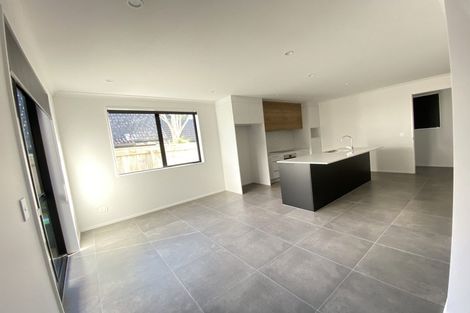 Photo of property in 6b Jern Place, Eastern Beach, Auckland, 2012