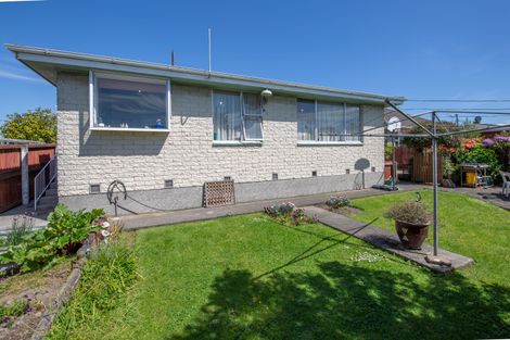 Photo of property in 2/264 Main North Road, Redwood, Christchurch, 8051