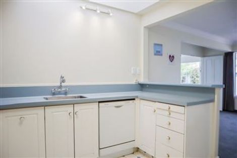 Photo of property in 229 Avonhead Road, Avonhead, Christchurch, 8042