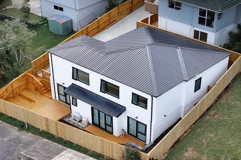 Photo of property in 18a Pavola Grove, Glenfield, Auckland, 0629