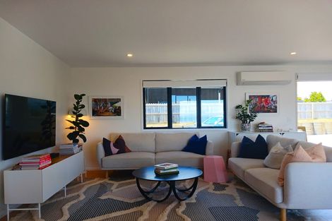 Photo of property in 6 Sunset Heights, Cable Bay, 0420