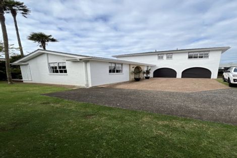 Photo of property in 3/4 Frater Avenue, Milford, Auckland, 0620