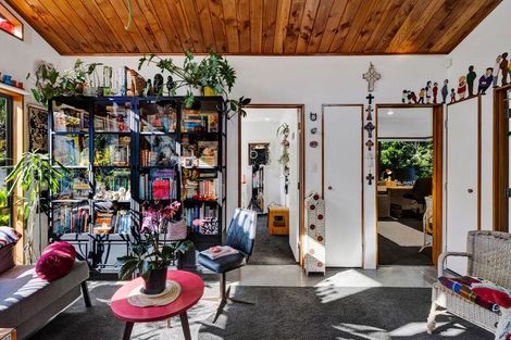 Photo of property in 45a Karina Road, Merrilands, New Plymouth, 4312