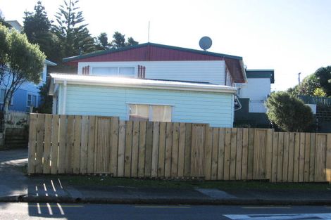 Photo of property in 2 Truscott Avenue, Johnsonville, Wellington, 6037