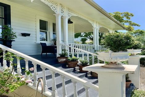 Photo of property in 22 Domain Road, Waipawa, 4210