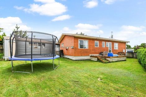 Photo of property in 4 Caulfield Place, Nawton, Hamilton, 3200