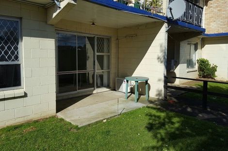 Photo of property in 2/3 Luke Street, Otahuhu, Auckland, 1062