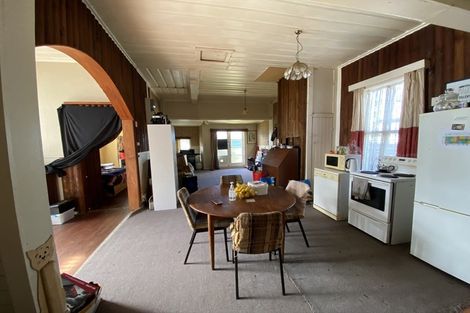 Photo of property in 29 Castle Street, Eltham, 4322