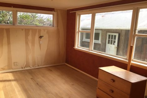 Photo of property in 10 Hohiria Street, Waikanae Beach, Waikanae, 5036