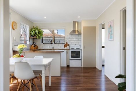 Photo of property in 2/419 Maunganui Road, Mount Maunganui, 3116