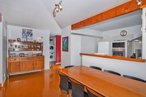 Photo of property in 25 Tapeka Road, Russell, 0202