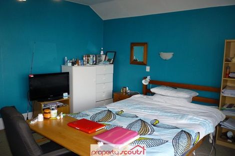 Photo of property in 2 Heriot Row, Dunedin Central, Dunedin, 9016