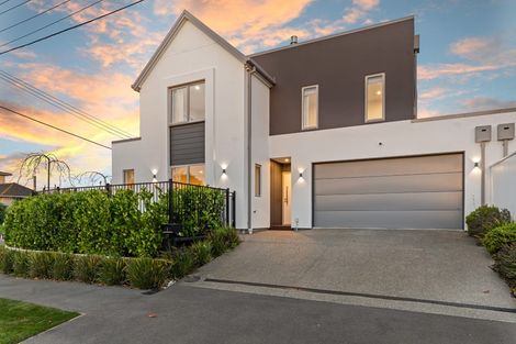 Photo of property in 1 Gilbert Place, Sydenham, Christchurch, 8023