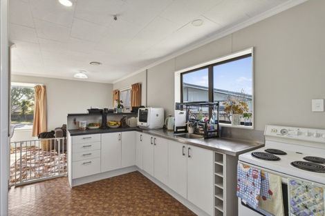 Photo of property in 18 Jade Place, Bell Block, New Plymouth, 4312