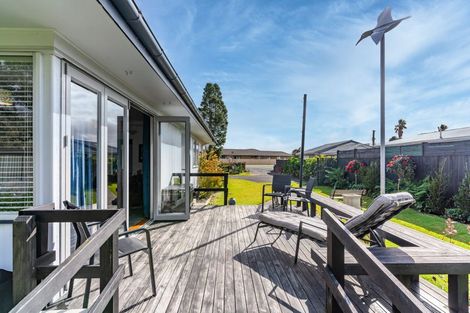 Photo of property in 170 One Tree Point Road, One Tree Point, 0118