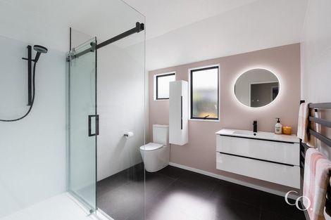 Photo of property in 10a College Place, Poike, Tauranga, 3112