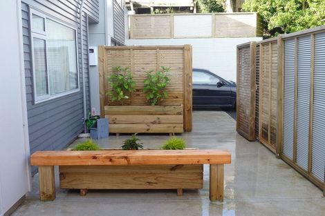 Photo of property in 17 Dominion Park Street, Johnsonville, Wellington, 6037