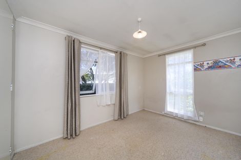 Photo of property in 17 Egmont Place, Westbrook, Palmerston North, 4412