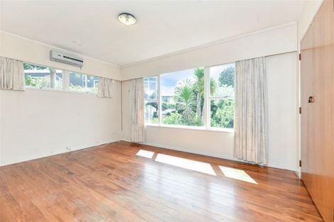 Photo of property in 109 Tiroroa Avenue, Te Atatu South, Auckland, 0610