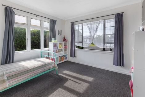 Photo of property in 15 Irving Street, Gore, 9710