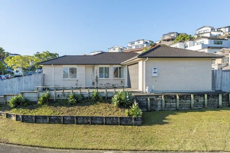 Photo of property in 48 San Marino Drive West, Henderson, Auckland, 0612
