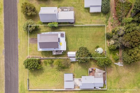 Photo of property in 85 Oyster Drive, Cooks Beach, Whitianga, 3591