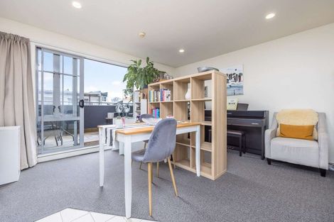 Photo of property in 3 Keystone Avenue, Mount Roskill, Auckland, 1041