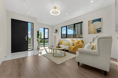 Photo of property in 1/13 Blockhouse Bay Road, Avondale, Auckland, 1026