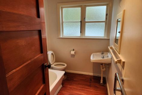 Photo of property in 15 Holcombe Place, Somerfield, Christchurch, 8024