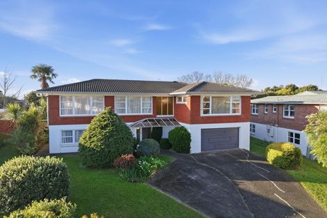 Photo of property in 16 Highlight Parade, Te Atatu South, Auckland, 0610