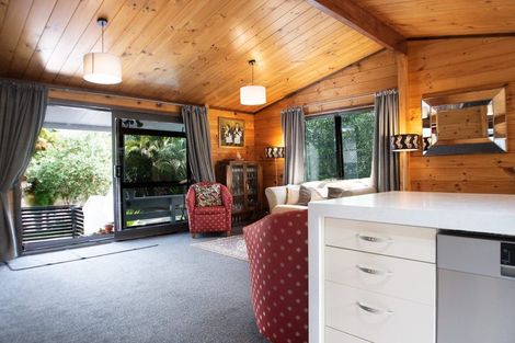 Photo of property in 15 Waitawa Place, Lynmore, Rotorua, 3010