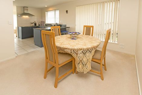 Photo of property in 54 Elan Place, Stanmore Bay, Whangaparaoa, 0932