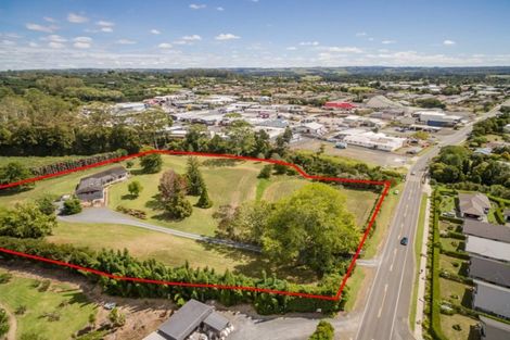 Photo of property in 73 Cobham Road, Kerikeri, 0230