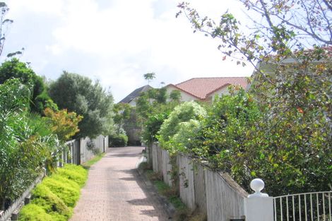 Photo of property in 23 Arirang Rise, Pinehill, Auckland, 0632