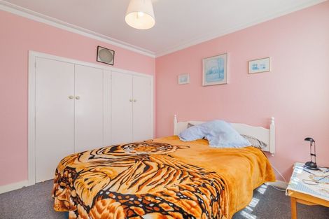 Photo of property in 121 Larnach Road, Vauxhall, Dunedin, 9013