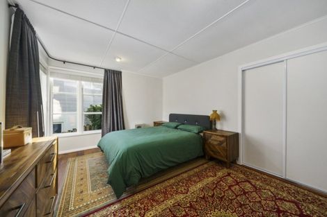 Photo of property in 47 Handyside Street, Tawa, Wellington, 5028