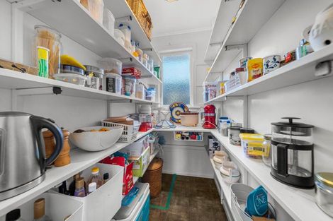 Photo of property in 191 West Street, Greytown, 5712