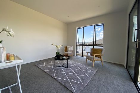 Photo of property in 1 Eric Gifford Drive, Ranui, Auckland, 0612