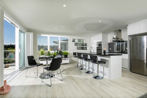 Photo of property in 73a Pinecrest Drive, Gulf Harbour, Whangaparaoa, 0930