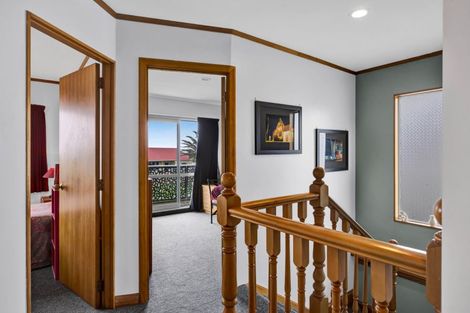 Photo of property in 11 Dieffenbach Street, Opunake, 4616