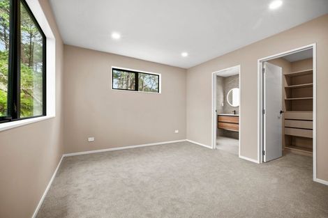 Photo of property in 25d Lavery Place, Sunnynook, Auckland, 0632