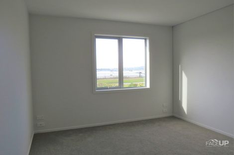 Photo of property in 21 Ceramic Lane, New Lynn, Auckland, 0600