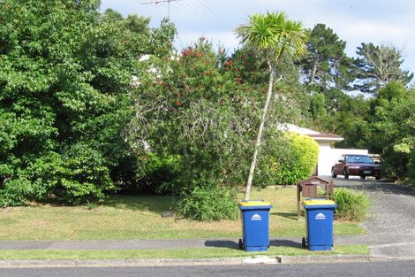 Photo of property in 72 Stapleford Crescent, Browns Bay, Auckland, 0630